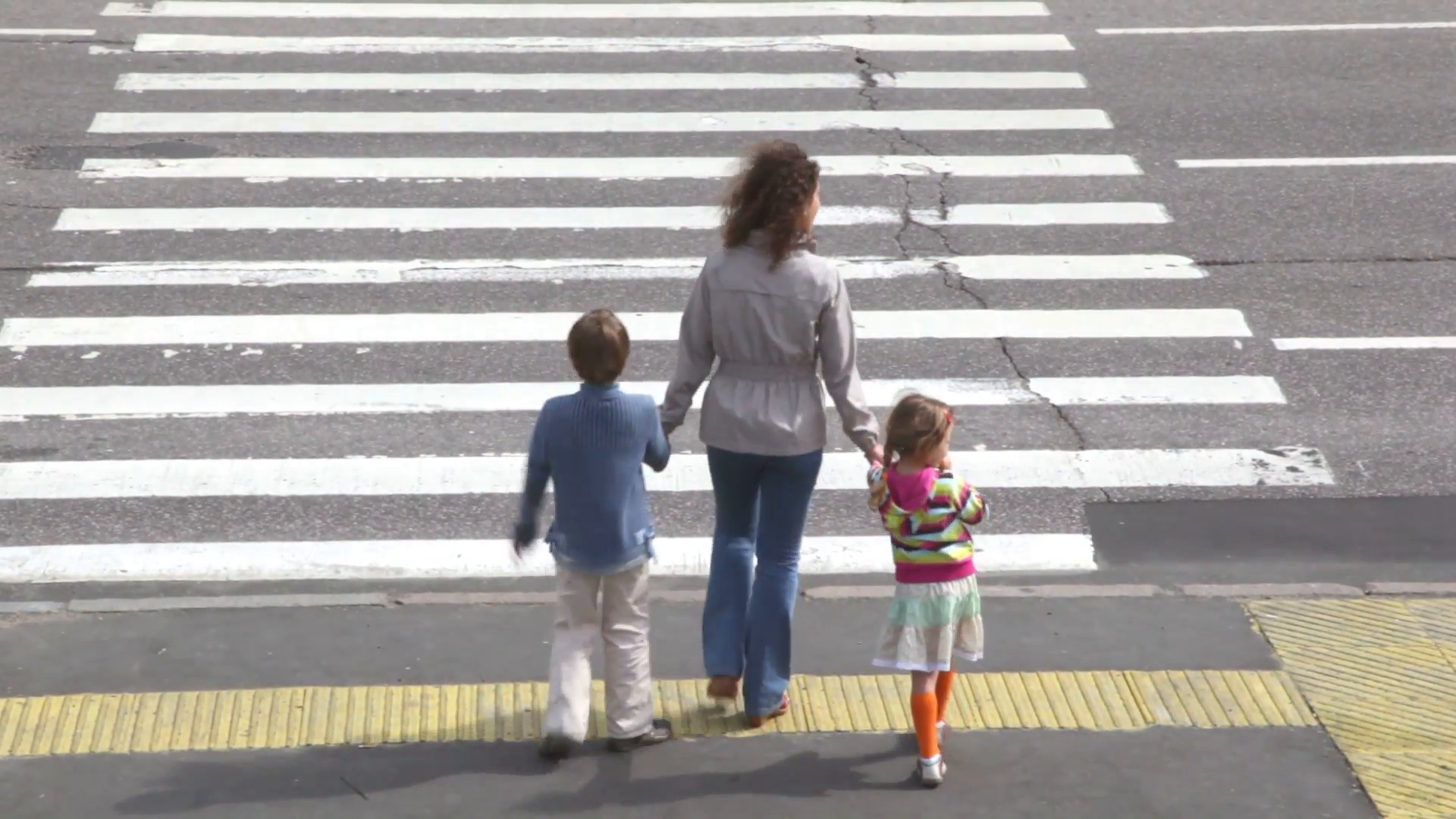 How To Safely Help Children Cross The Road Eureka Africa Blog