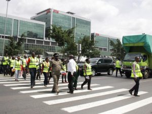 road safety tips for pedestrians